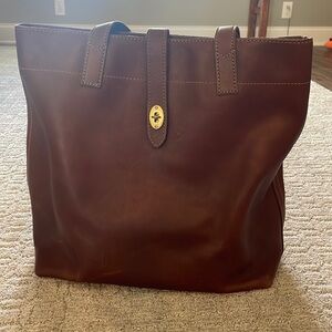 Fossil tote bag